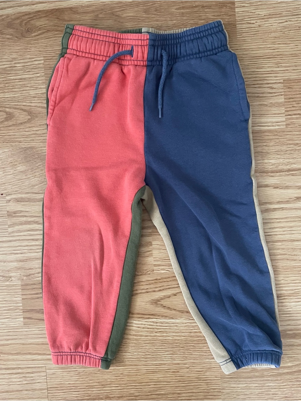 💽GAP | 90s Colour-Block Joggers